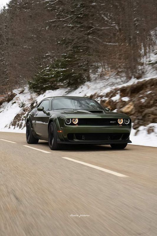 Dodge Challenger