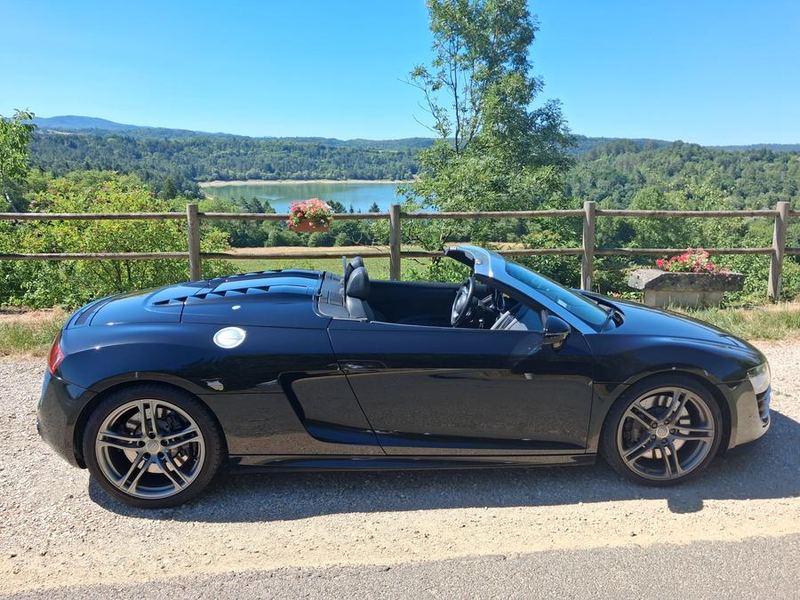 AUDI R8 SPYDER