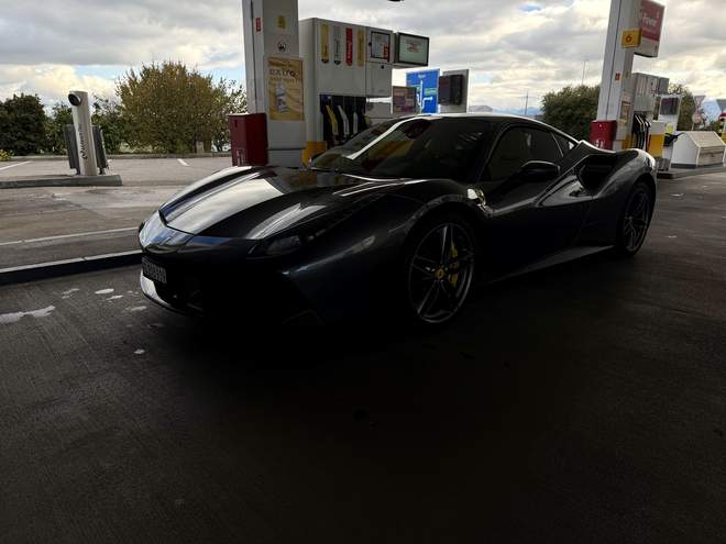 Ferrari 488 GTB