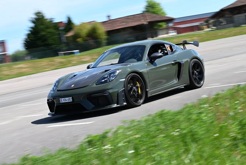 Porsche 718 Cayman GT4 RS