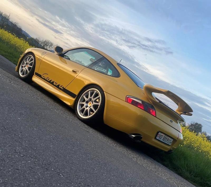 Porsche 911 type 996