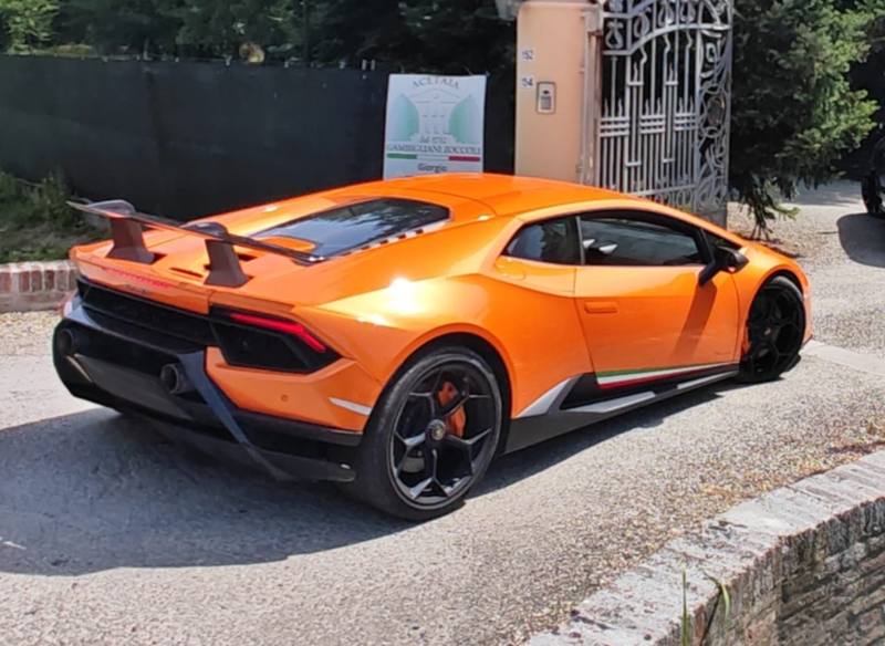 Lamborghini Huracan Performante