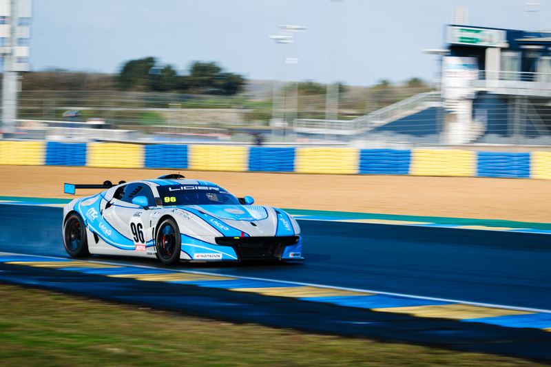 Ligier JS2R