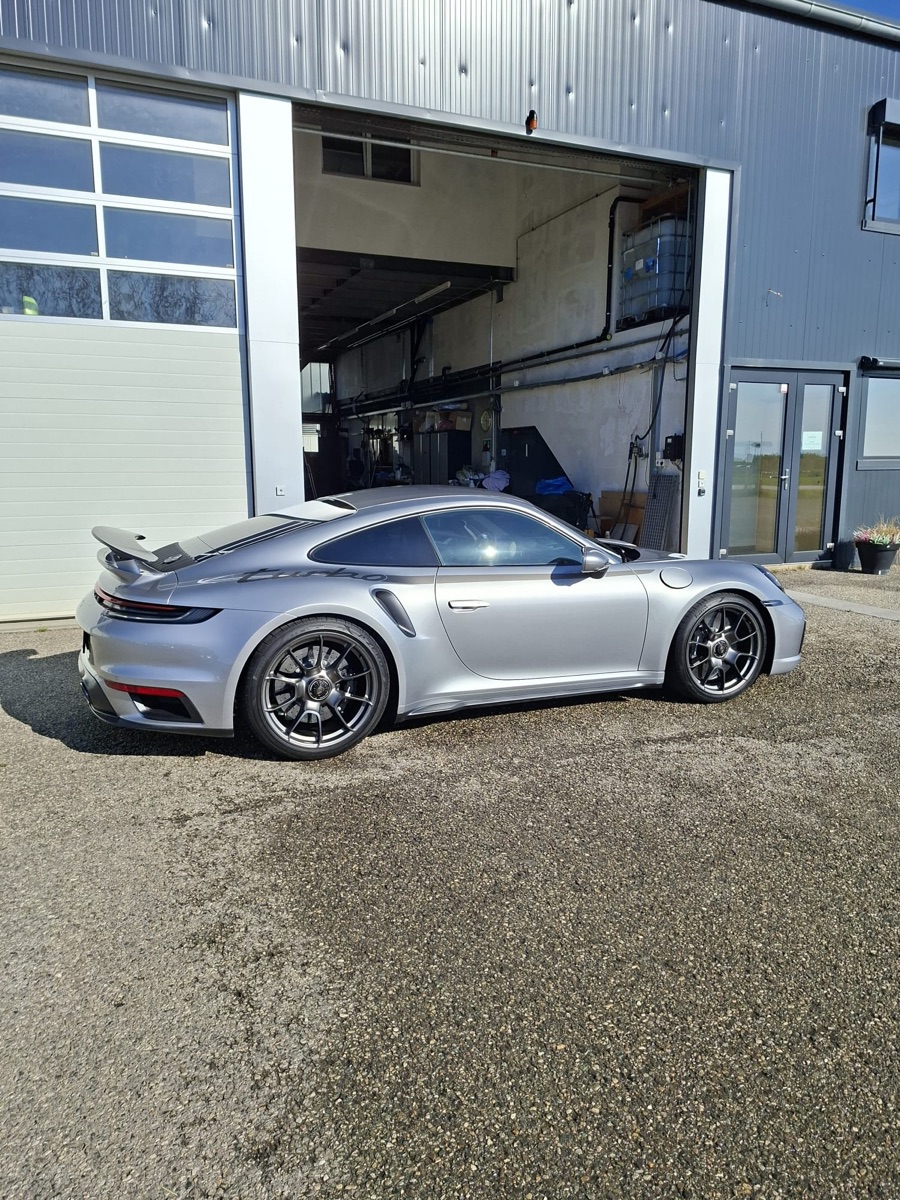 Porsche 911 Turbo 50