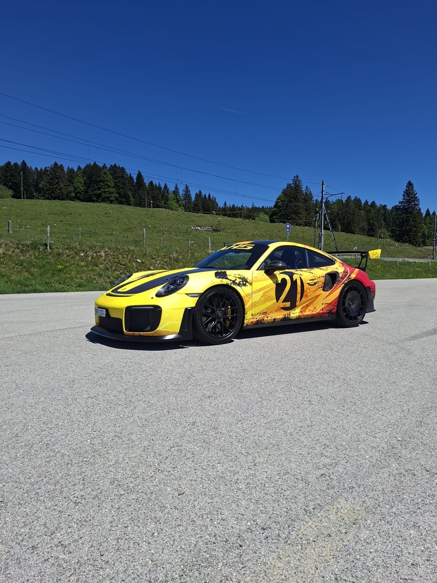Porsche 911 GT2 RS